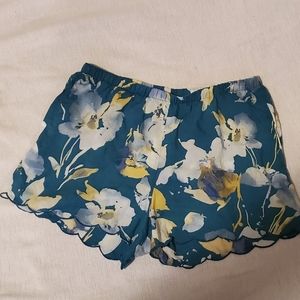 Stars above floral nighty shorts
